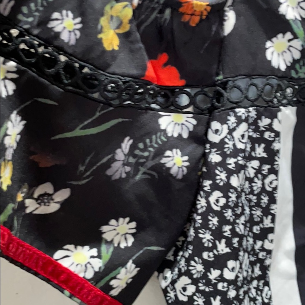 Blouse - Picture 4 of 6